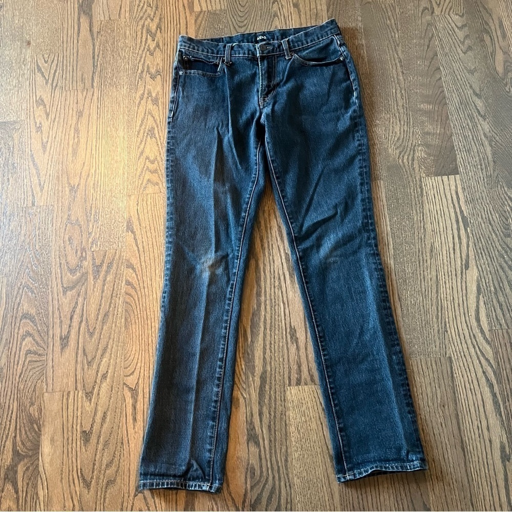 Mens Aeropostale slim straight dark wash jeans size 30W x 32L EUC